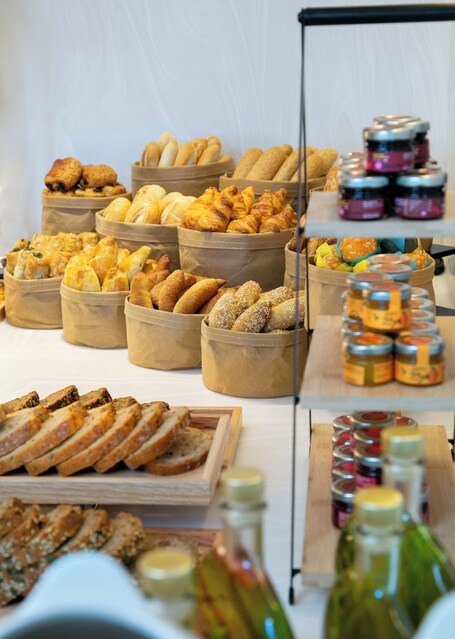 Mercure Larnaca Beach Resort - view 2