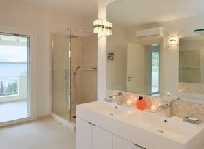 Villa | 4 habitaciones 