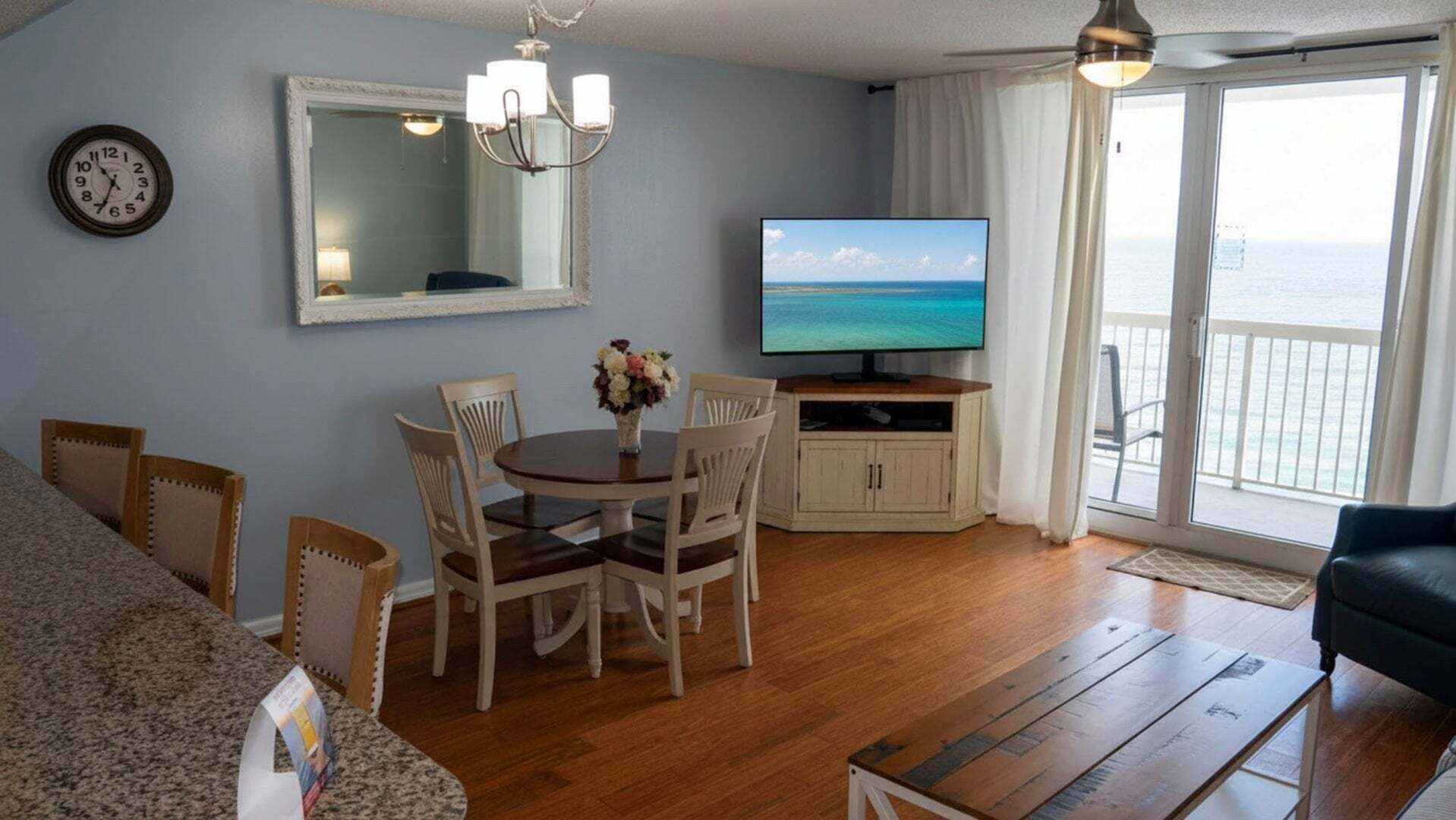 Condo, 1 Bedroom | Living area | Smart TV, streaming services