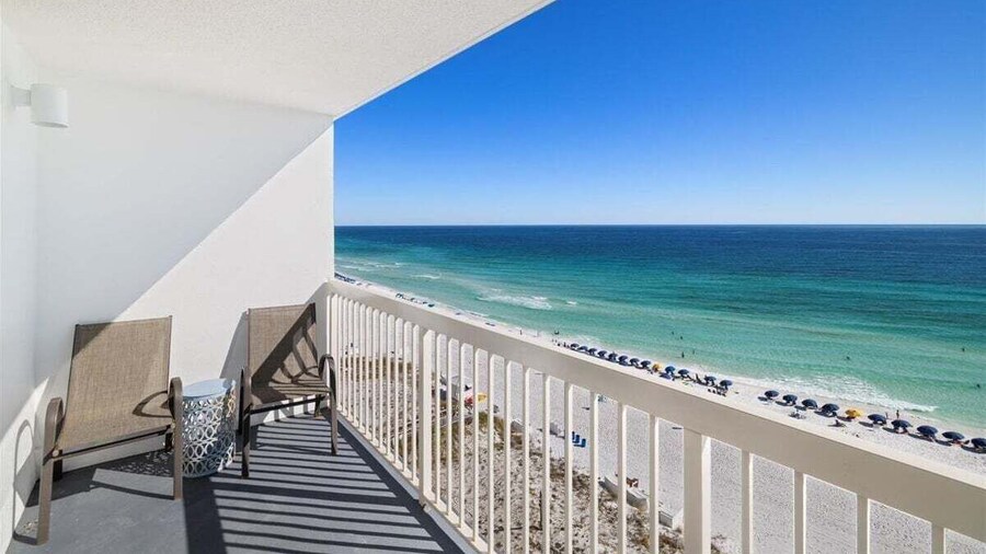 Pelican Beach 1110 1 Bedroom Condo by Pelican Beach Management
