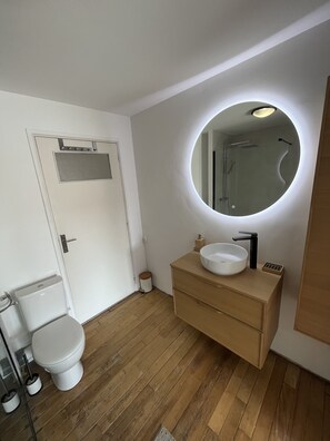 Hårtørrer, Toiletpapir