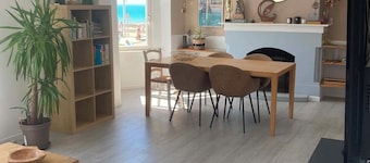 Duplex 5 persons seaside.
