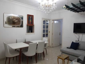 Dining - Elegant apartment in sheraton Al Matar Heliopolis (Sheraton)