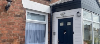 2 Bedroom Cute & Cosy Cottage in the village of Adlington, Lancashire