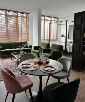 Prémium ágynemű, memóriahabos ágy, ingyenes wifi és ágynemű