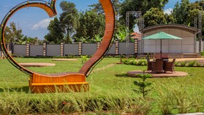 Exterior - Das Berliner Hotel (Kampala)