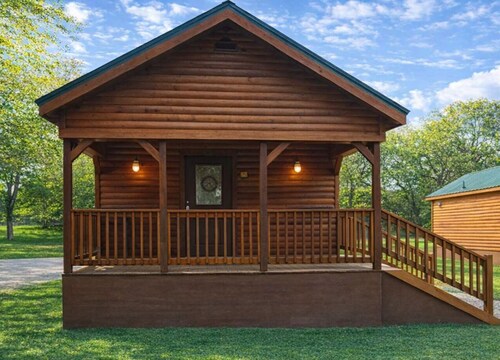 Beautiful Log cabin overlooking a meadow