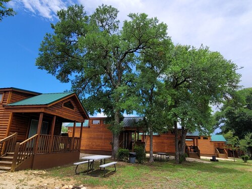 Beautiful Log cabin overlooking a meadow
