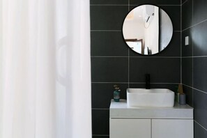 Bathroom - Yinian Dali Homestay (Dali Ancient Town Branch) (Dali City)