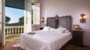 4 bedrooms, desk, iron/ironing board, free WiFi - Villa Gaius 8+2, Emma Villas (Rosignano Marittimo)