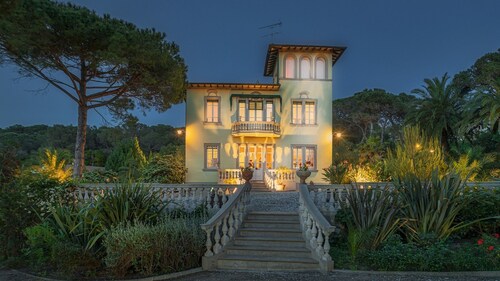 Villa Gaius 8+2, Emma Villas