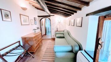 Casa, 2 camere da letto, fumatori, balcone | Interni