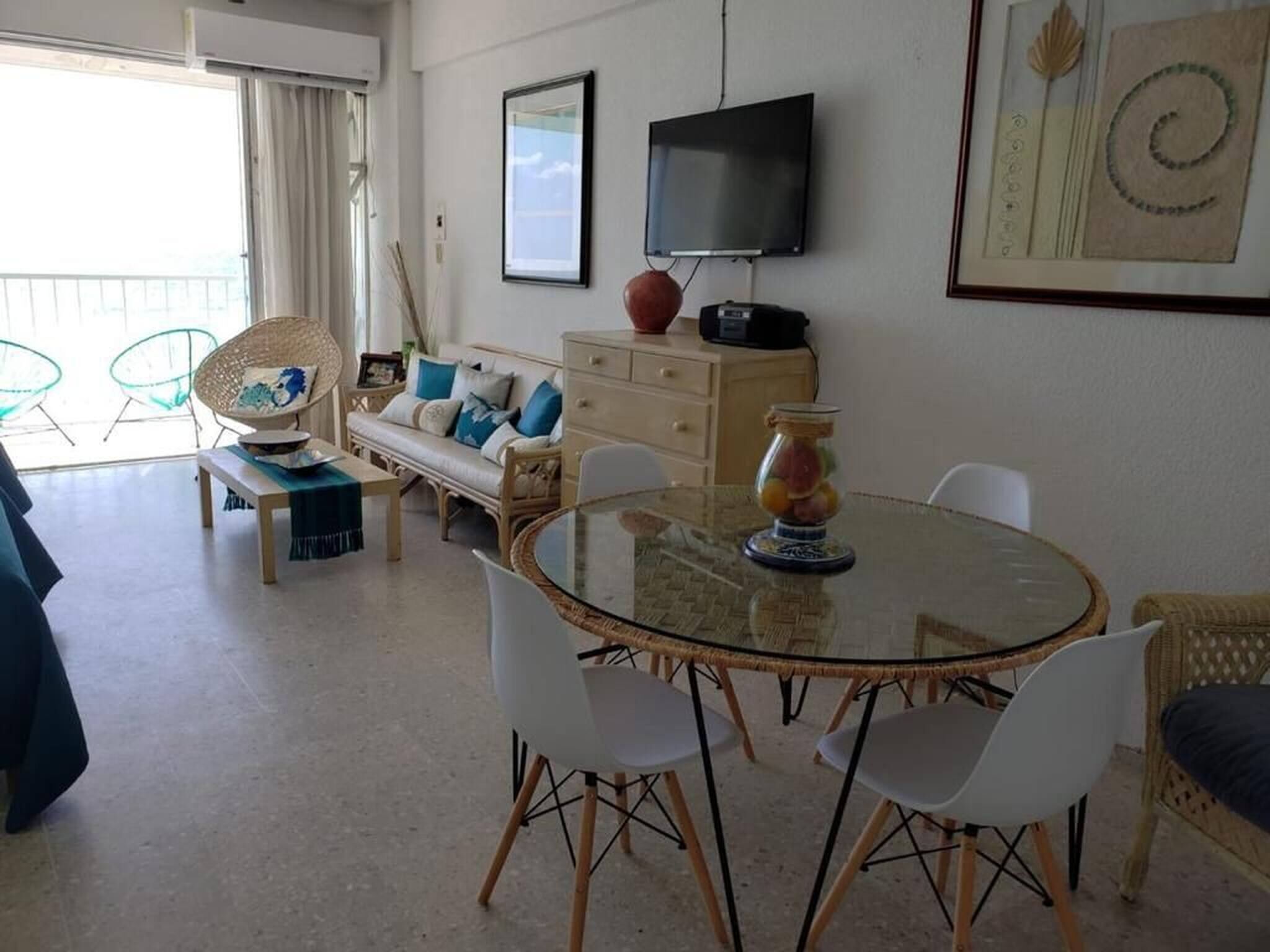 Estudio, varias habitaciones, con acceso para personas discapacitadas, para fumadores | Restaurantes