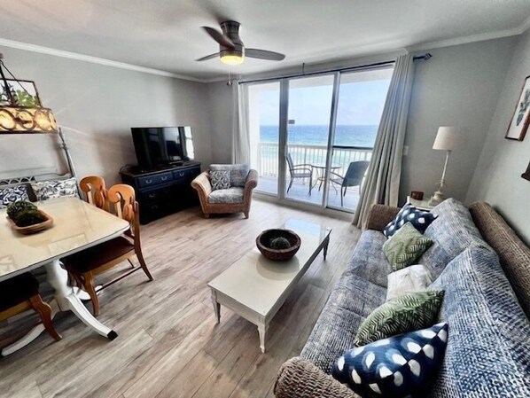 Condo, 1 habitación | Área de sala de estar | Smart TV y servicios de streaming