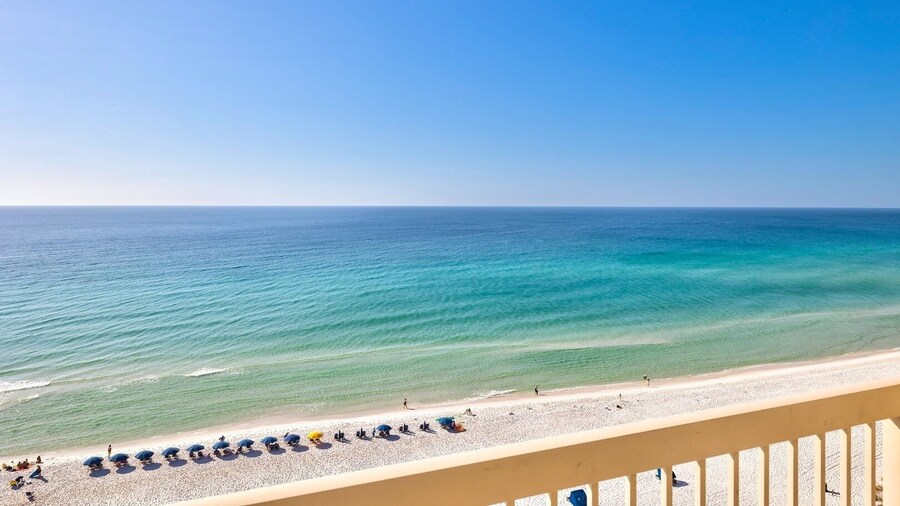 Pelican Beach 1202 1 Bedroom Condo by Pelican Beach Management