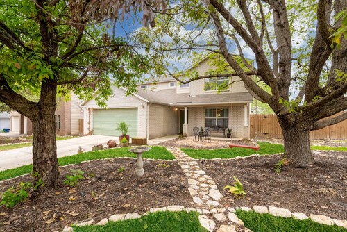 **HOT TUB** Garden Spa Near Sea World, Six Flags, Lackland, and Downtown