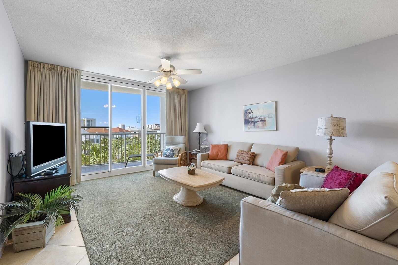 Apartment, 2 Schlafzimmer | Wohnbereich | Smart-TV, Streaming-Dienste