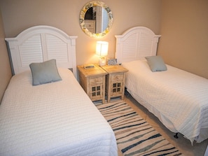 2 bedrooms, iron/ironing board, free WiFi