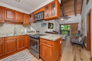 Condo, 3 Bedrooms | Private kitchen | Fridge, oven, dishwasher, coffee/tea maker