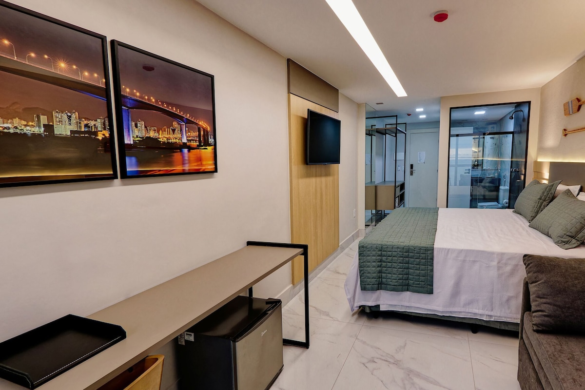 Pillowtop beds, minibar, in-room safe, blackout drapes