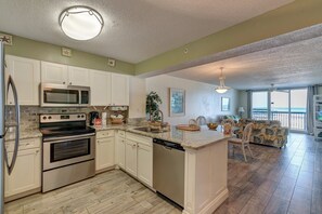 Condo, 2 Bedrooms | Private kitchen | Fridge, oven, coffee/tea maker, toaster - Pelican Beach 0413 2 Bedroom Condo by Pelican Beach Management (Destin)