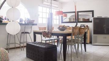 House, 3 Bedrooms | Dining