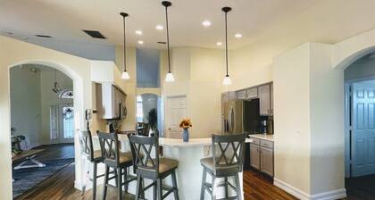 A Wonderful 4 Bedroom Villa With it own Pool in Glenbrook Resort