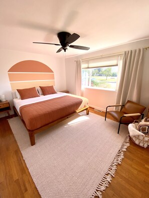 Room - Tacoma house with hot tub (Tacoma)