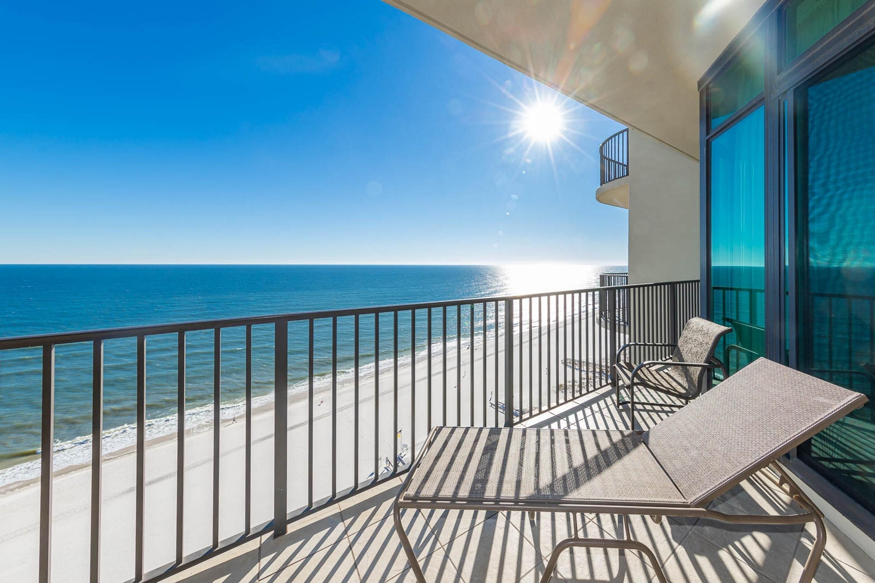 Condo, 3 Bedrooms | Property grounds