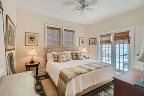 4 slaapkamers, een strijkplank/strijkijzer, wifi, beddengoed