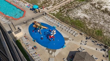 콘도, 침실 3개 | 수영장 | 실내 수영장, 야외 수영장