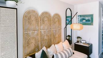 テレビ、ステレオ