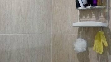 Shared Dormitory, 1 Bedroom, Smoking, Balcony | Bathroom | Towels