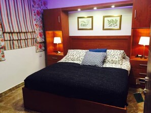 Apartment, 1 Bedroom, Accessible, Smoking | 2 bedrooms