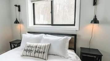 2 bedrooms, iron/ironing board, travel crib, free WiFi