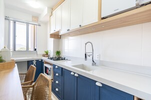 Fridge, microwave, oven, blender