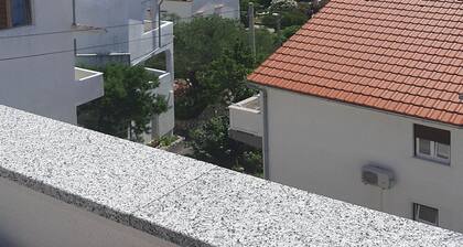 Apartments Snjezana