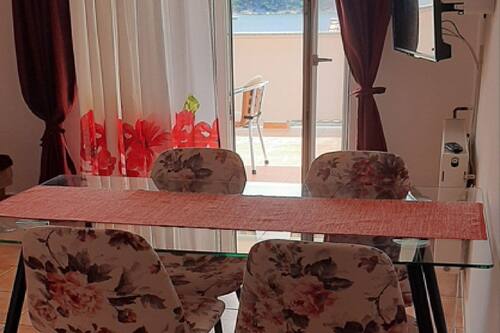 Appartement (One Bedroom Apartment with Balcony an) | Salle à manger