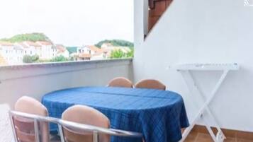 Apartment (Two Bedroom Apartment with Balcony an) | Terrace/patio