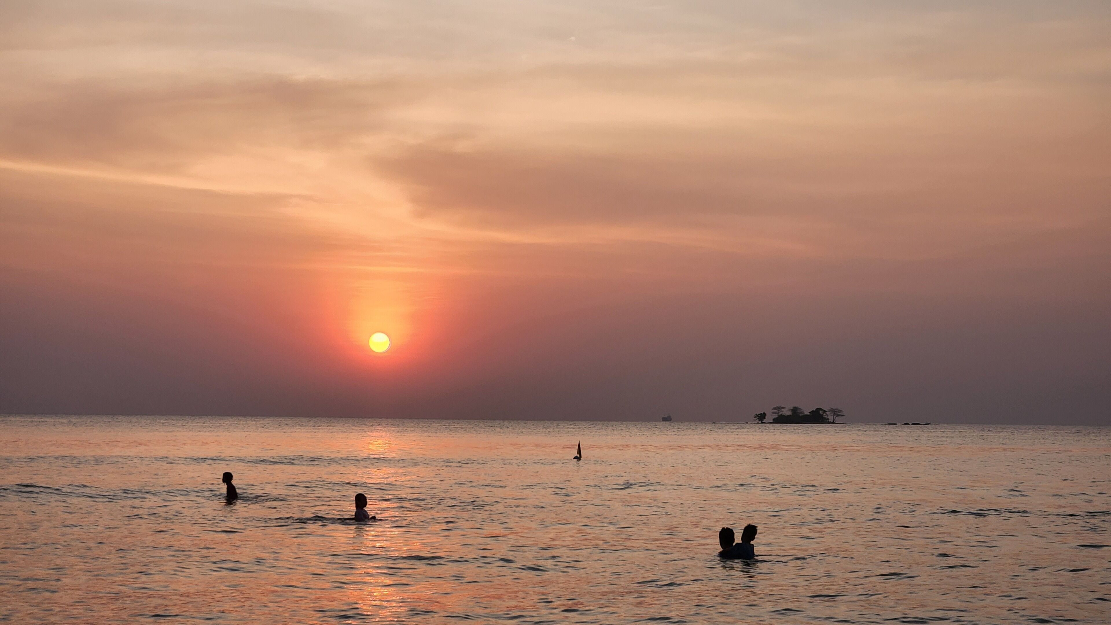 Photo - Riverside Mini Hotel Grand World Phu Quoc