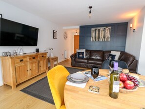 Dining - Pointers View (Weymouth)
