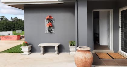 Room-cozy Room With Separate Entrance an