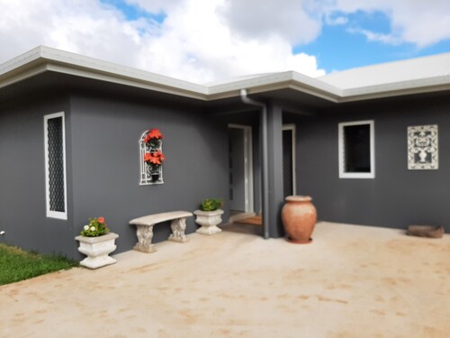 Room-cozy Room With Separate Entrance an