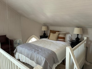 3 Schlafzimmer, Schreibtisch, Bügeleisen/Bügelbrett, kostenloses WLAN