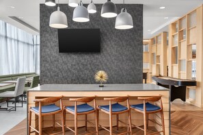 Lobby - Fairfield Inn & Suites Austin Downtown (Austin)