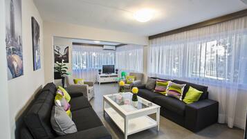 Apartment, 1 Bedroom, Balcony, City View | Room amenity