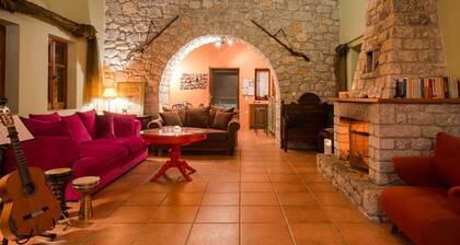 Elise Cottage, Your Heavenly Paradise in Mani