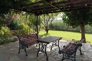 House, 3 Bedrooms, Smoking, Balcony | Outdoor dining - Elise Cottage, Your Heavenly Paradise in Mani (East Mani)
