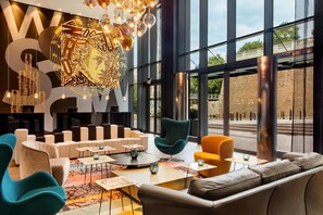 Lobby - Motel One Warschau Chopin (Warsaw)