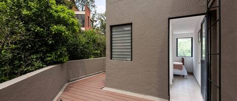 Habitación, 1 habitación, balcón, vista a la ciudad | Áreas de la propiedad